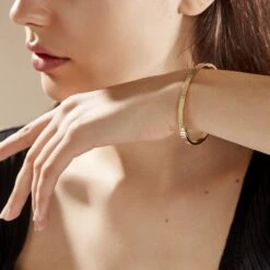 Bracelet Jonc Capucina Grec Or Jaune 9 Bracelet Jonc Capucina Grec Or Jaune -Histoire d'Or B3BFJW008P model1