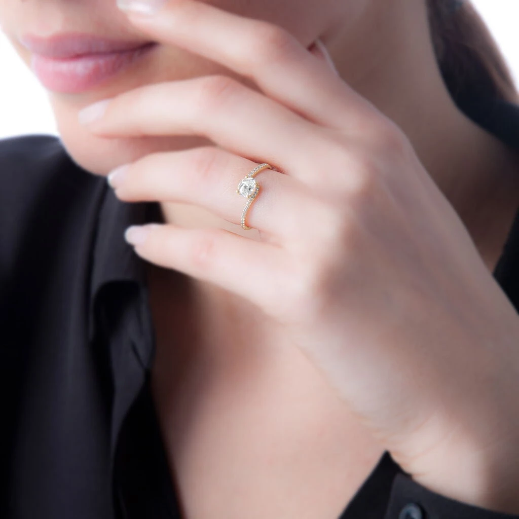 Bague Loriane Or Blanc Emeraude Et Diamant 3 Bague Loriane Or Blanc Emeraude Et Diamant – Image 3