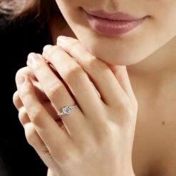 Bague Clothilde Or Blanc Topaze Et Oxyde De Zirconium -Histoire d'Or B3DFBTB794 model1