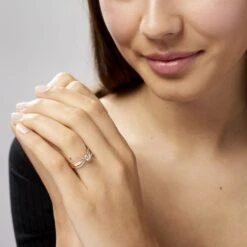 Bague Rozabel Or Jaune Oxyde De Zirconium -Histoire d'Or B3DFJZW0G1 model0