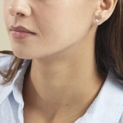 Boucles D'oreilles Puces Daria Coeur Plein Or Blanc Oxyde De Zirconium -Histoire d'Or B3OFBZW415 model0