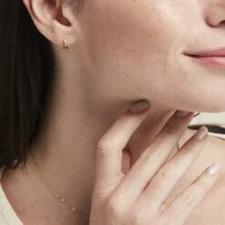 Boucles D'oreilles Puces Or Jaune Clothilde -Histoire d'Or B3OFJAJ002 model0