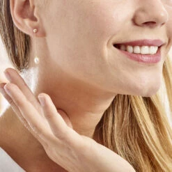 Boucles D'oreilles Pendantes Adriette Or Jaune Perle De Culture -Histoire d'Or B3OFJU2353 model0