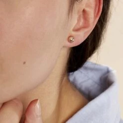 Boucles D'oreilles Puces Fidelia Boule Or Jaune -Histoire d'Or B3OFJW0510 model1