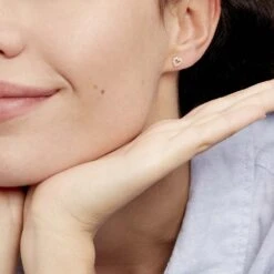 Boucles D'oreilles Puces Coeur Ajoure Or Jaune Oxyde De Zirconium -Histoire d'Or B3OFJZW582 model0