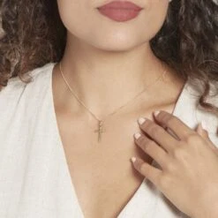 Pendentif Benny Croix Ciselee Or Jaune -Histoire d'Or B3PFJW0316 model1