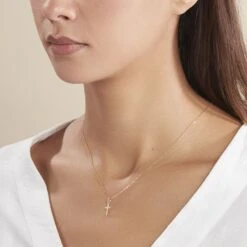 Pendentif Alyssa Croix Or Jaune -Histoire d'Or B3PMJW0171 model2