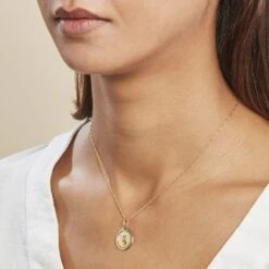Pendentif Vierge Ovale Or Jaune -Histoire d'Or B3PMJW0217 model0