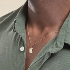 Pendentif Lamie Zodiaque Parchemin Or Jaune -Histoire d'Or B3PMJW0252 model3