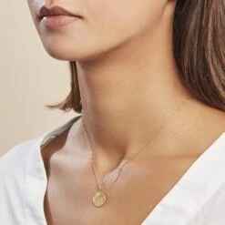 Pendentif Vierge Rond Diamante Or Jaune -Histoire d'Or B3PMJW0587 model0