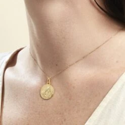 Medaille Or Jaune Christ Et Enfant -Histoire d'Or B7PMJW00S1 model0