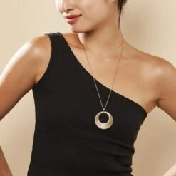 Collier Sautoir Acier Doré Rohan 6 Collier Sautoir Acier Doré Rohan -Histoire d'Or FICFJW0064 model0