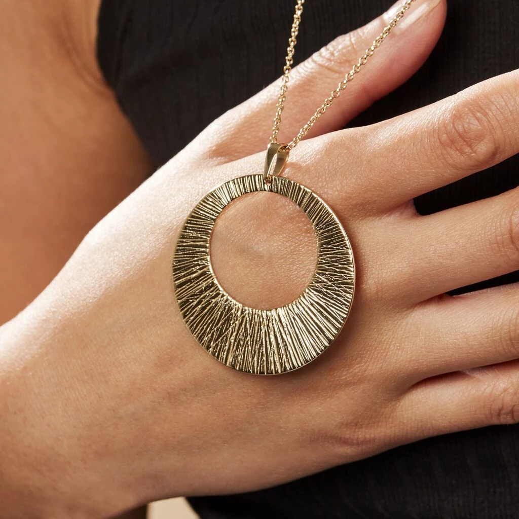 Collier Sautoir Acier Doré Rohan 4 Collier Sautoir Acier Doré Rohan – Image 4