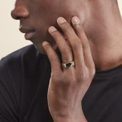 Chevalière Plaqué Or Jaune Maximino Oxydes De Zirconium Et Email Noir -Histoire d'Or FQHHJZW112 model0